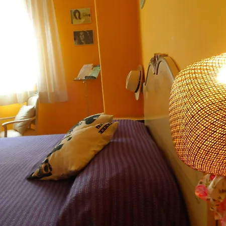 Radioretro Bed and Breakfast Παλέρμο